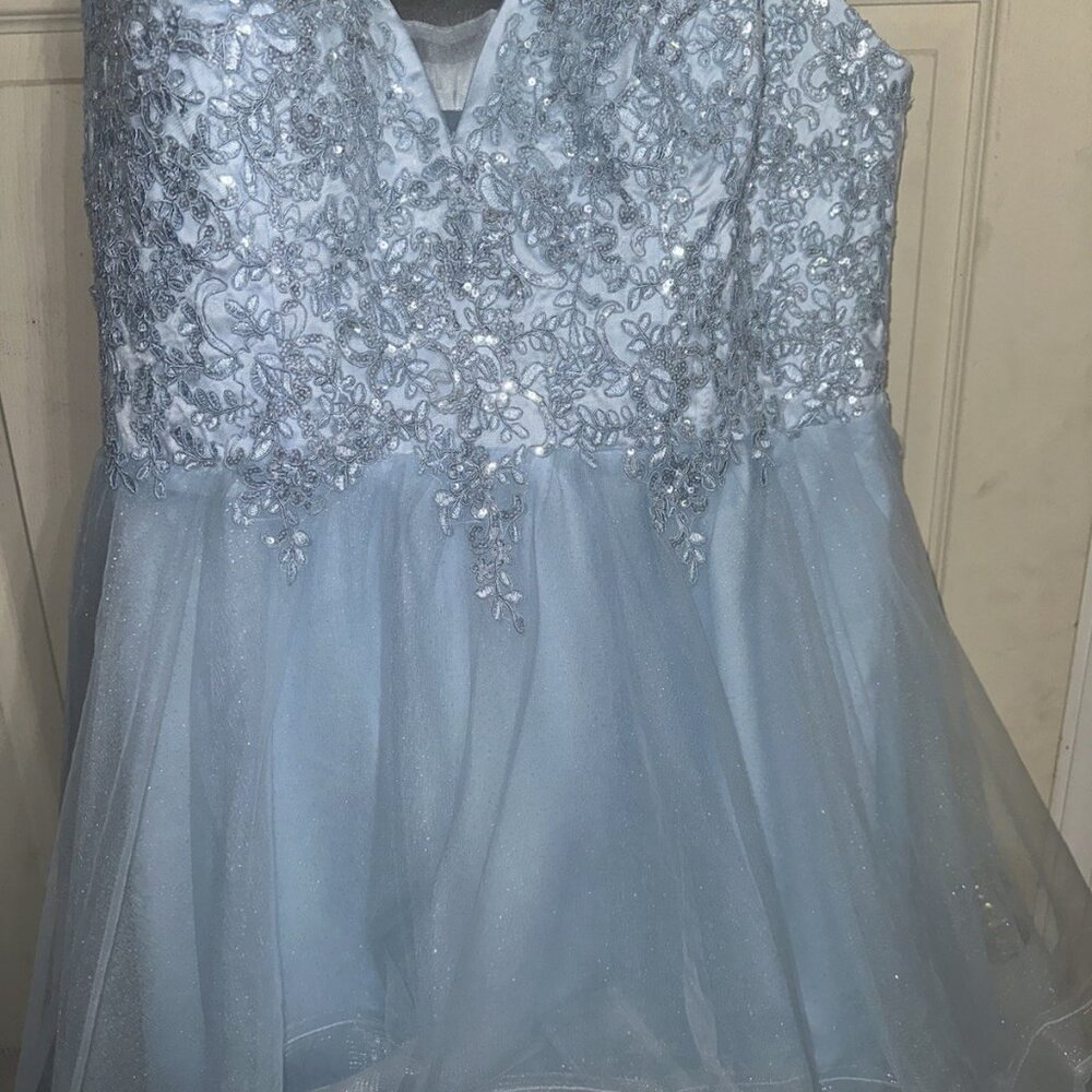 24W Plus Size Blue Lace Applique Hi-Low Tulle Party Prom Homecoming Dress - Picture 4 of 5